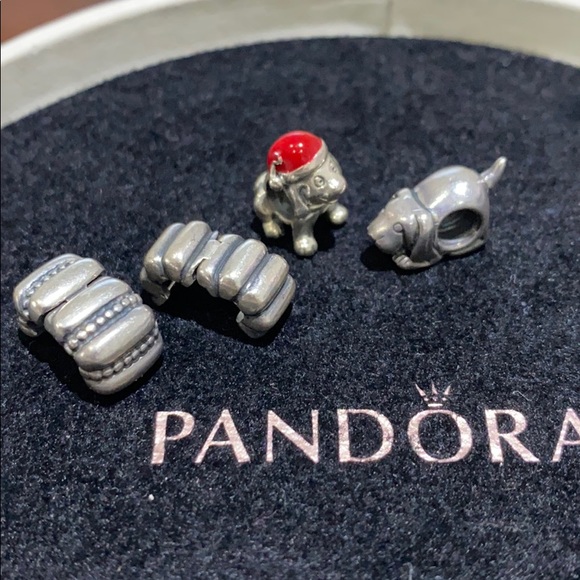 Bundle of Pandora charms - Picture 1 of 2